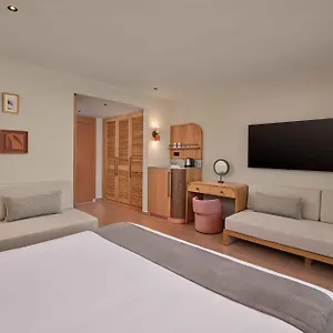 Superior Bungalow