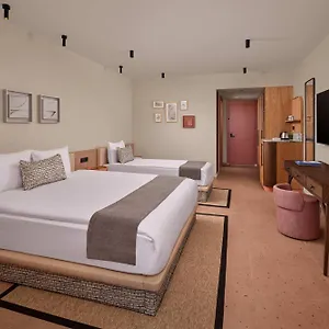 Quadruple Room Garden View